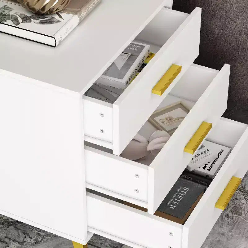 Comodino Chic Bianco: Elegante Contenitore con Accenti Dorati