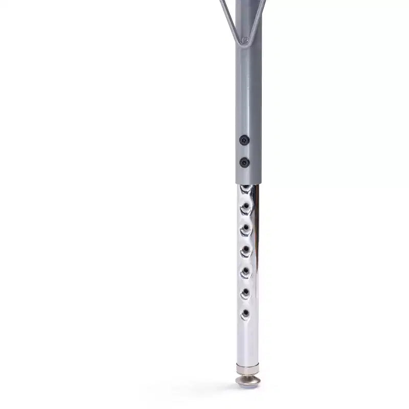 Tavolo e sedie per attività Set tavolo 24x48 con bordo spruzzato grigio e gambe regolabili e 4 sedie nere da aula da 14 pollici