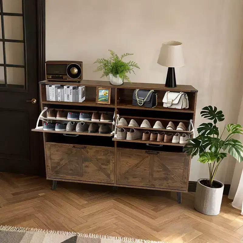Scarpiera, Mobile Scarpiera Indipendente con 4 Cassetti a Ribalta e Design Barn Door, Comò Scarpiera Stretto e Sottile, per Ingresso, Foyer, Corridoio