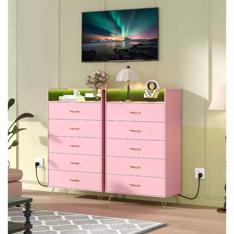 Comò a 4 cassetti con luci RGB e stazione di ricarica, comò a LED controllato da app con sincronizzazione musicale, cassettiera in legno per camera da letto, armadio, soggiorno
