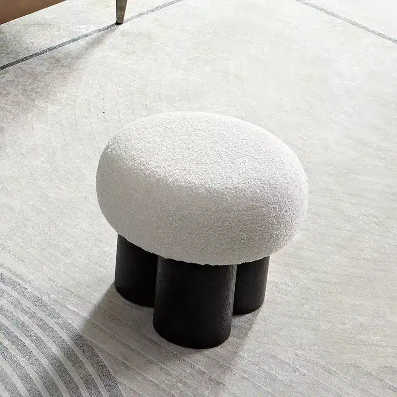 Sgabello a forma di fungo, pouf in peluche con gambe effetto legno, sgabello d'accento a forma di botte da 17 pollici per soggiorno e ingresso