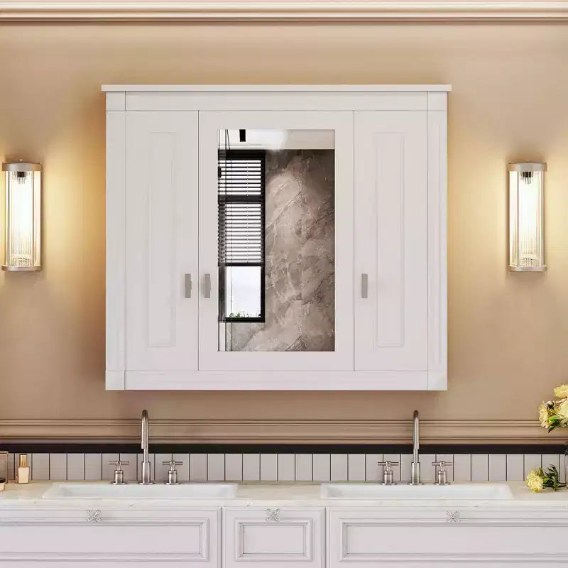 Mobiletto Pensile da Bagno da 35 Pollici con 5 Ripiani Chiusi e Regolabili, Armadietto Contenitore da Bagno a Parete con Ante in Vetro, Bianco